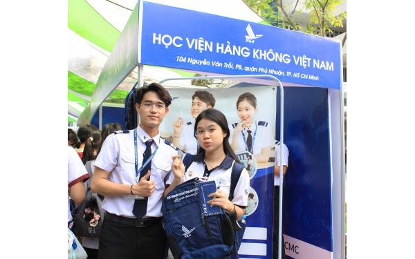 Học viện Hàng không Việt Nam cùng bạn quyết định tương lai!
